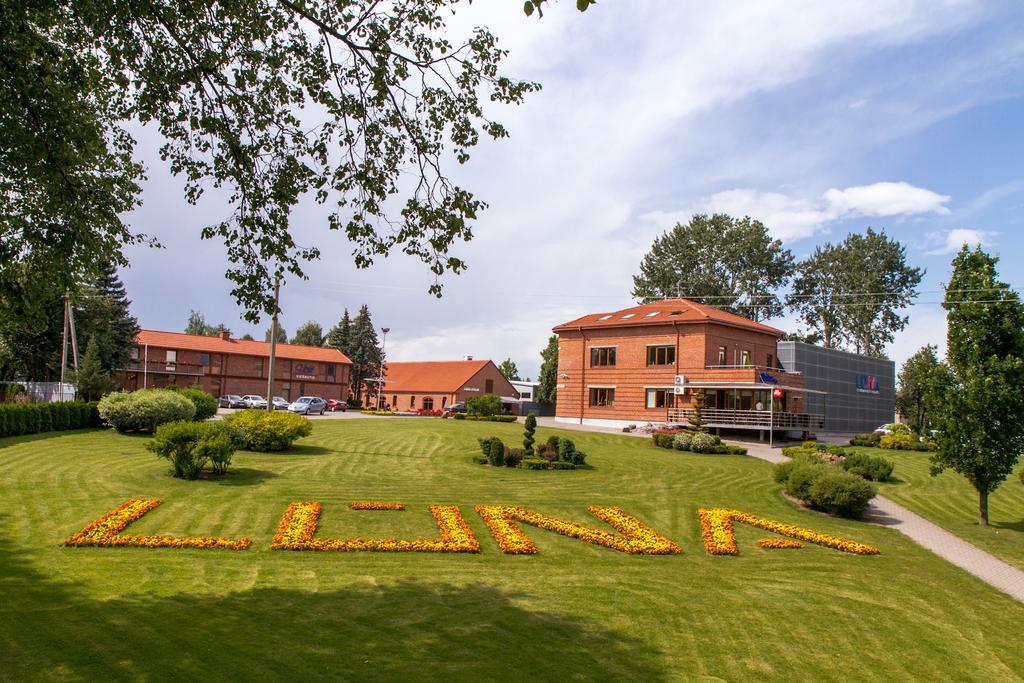 Luna Hotell Marijampolė Eksteriør bilde